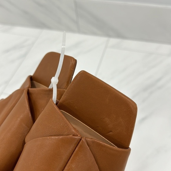 NEW! Vince Camuto Barn Brown Seedanta Heel - Size 7 - Picture 12 of 16